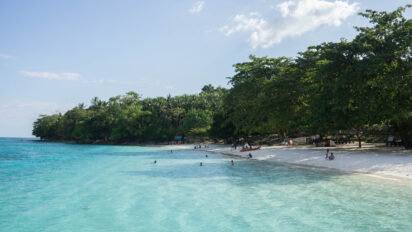 Isla Reta in Talicud Island