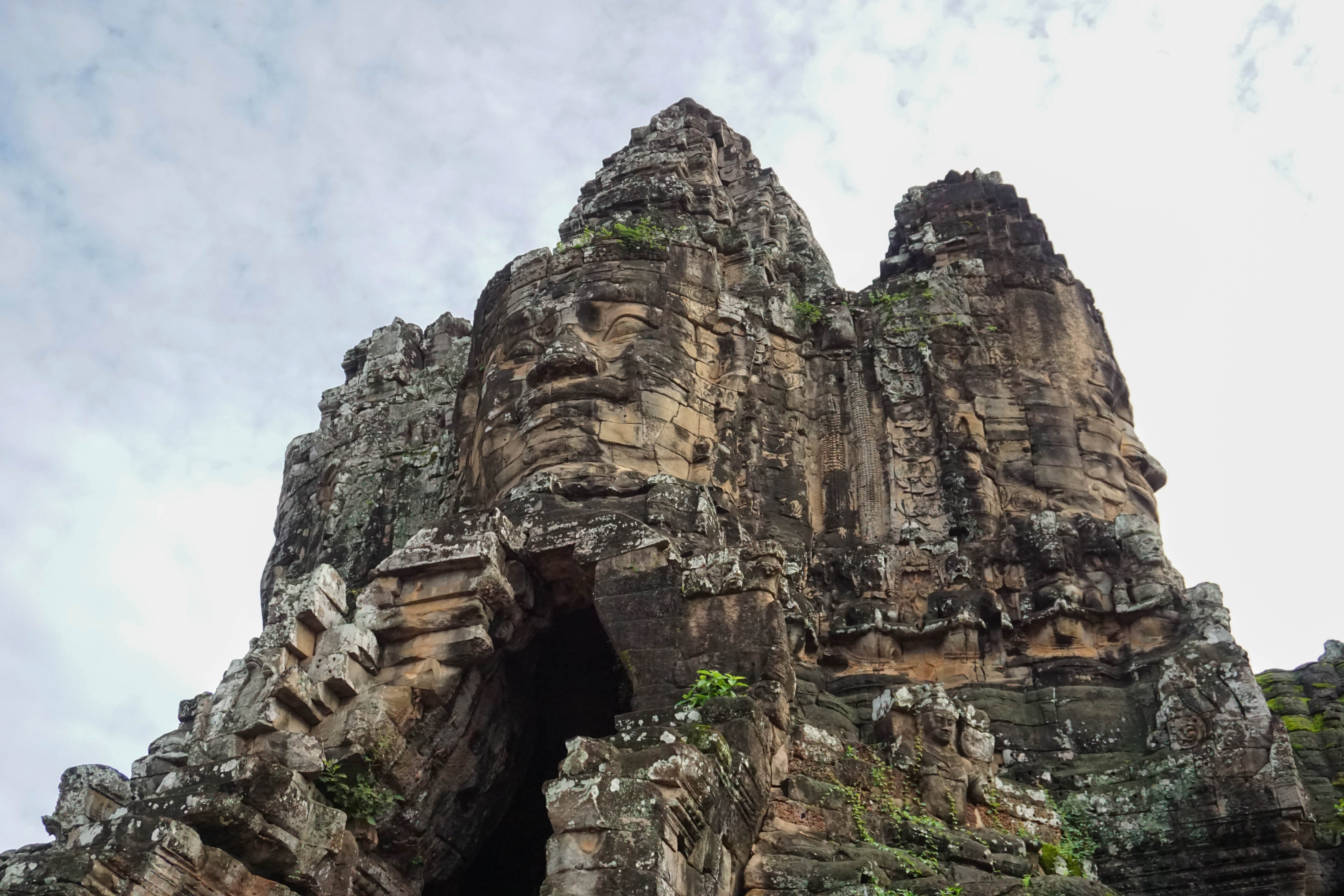 Cambodia-Thailand: A Step to the World
