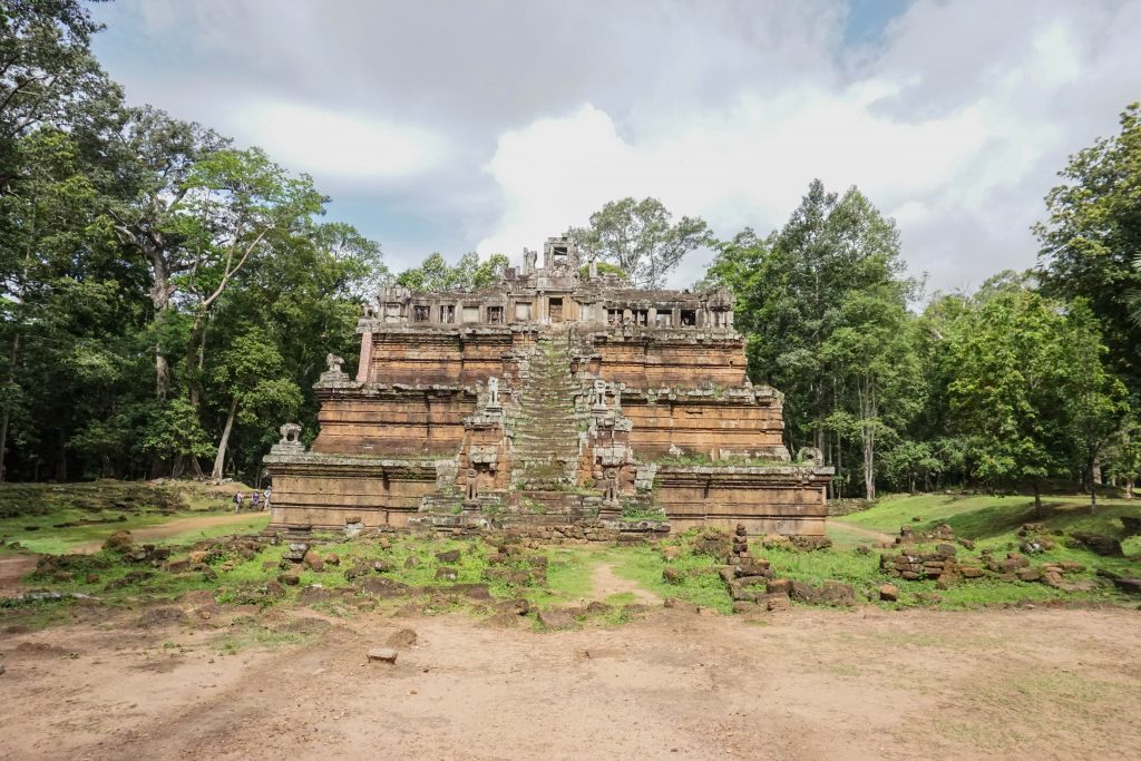 Cambodia-Thailand: A Step to the World