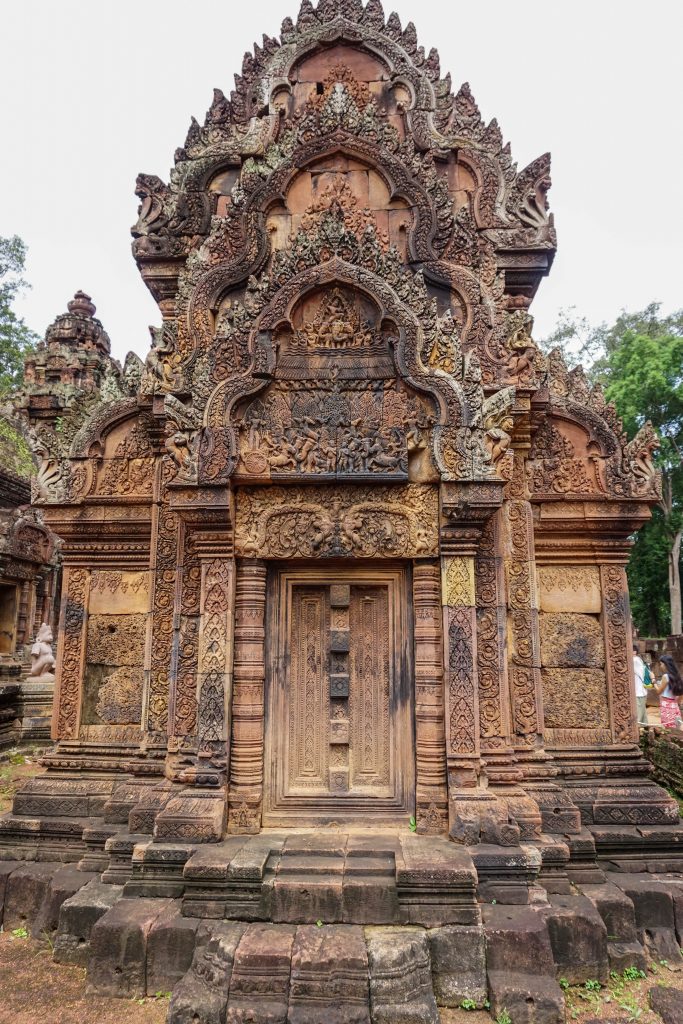 Cambodia-Thailand: A Step to the World Cambodia-Thailand: A Step to the World