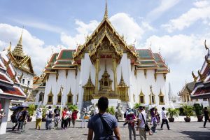 ChaseJase standing in front of Dusit Maha Prasat Hall