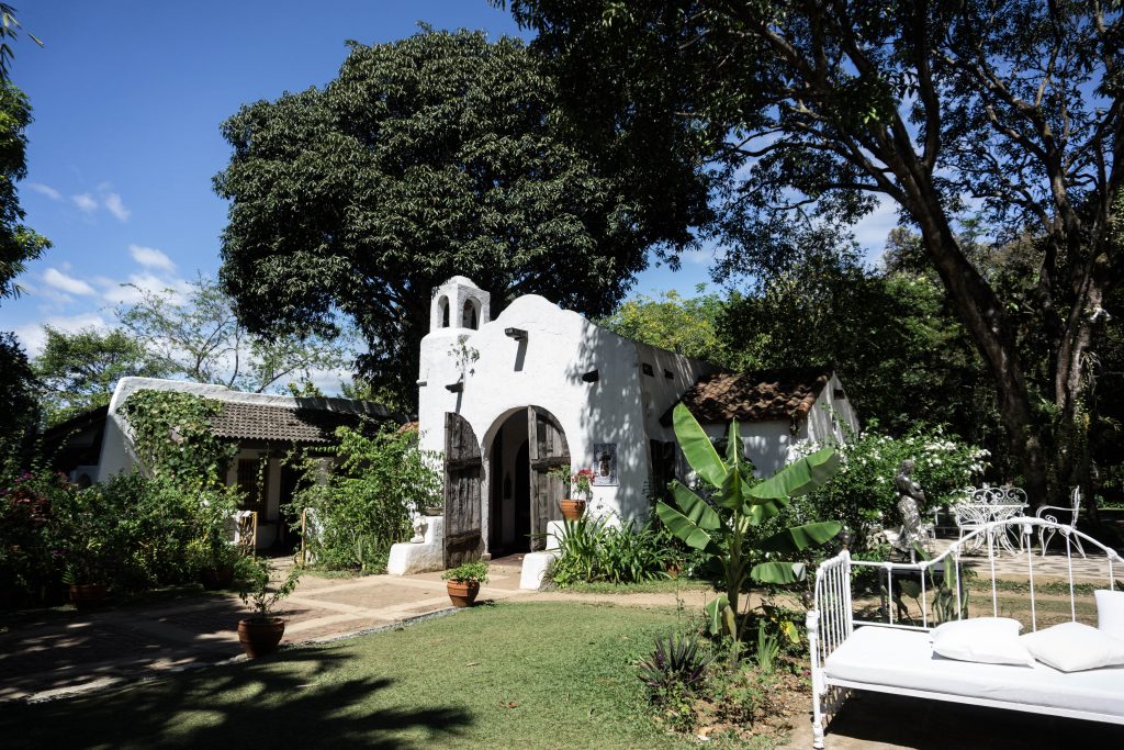 Pinto Art Museum: Architecture and Art (Museum Guide)