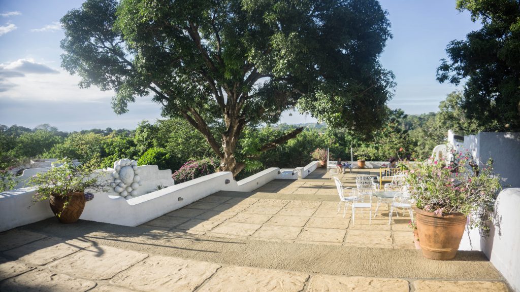 Pinto Art Museum: Architecture and Art
