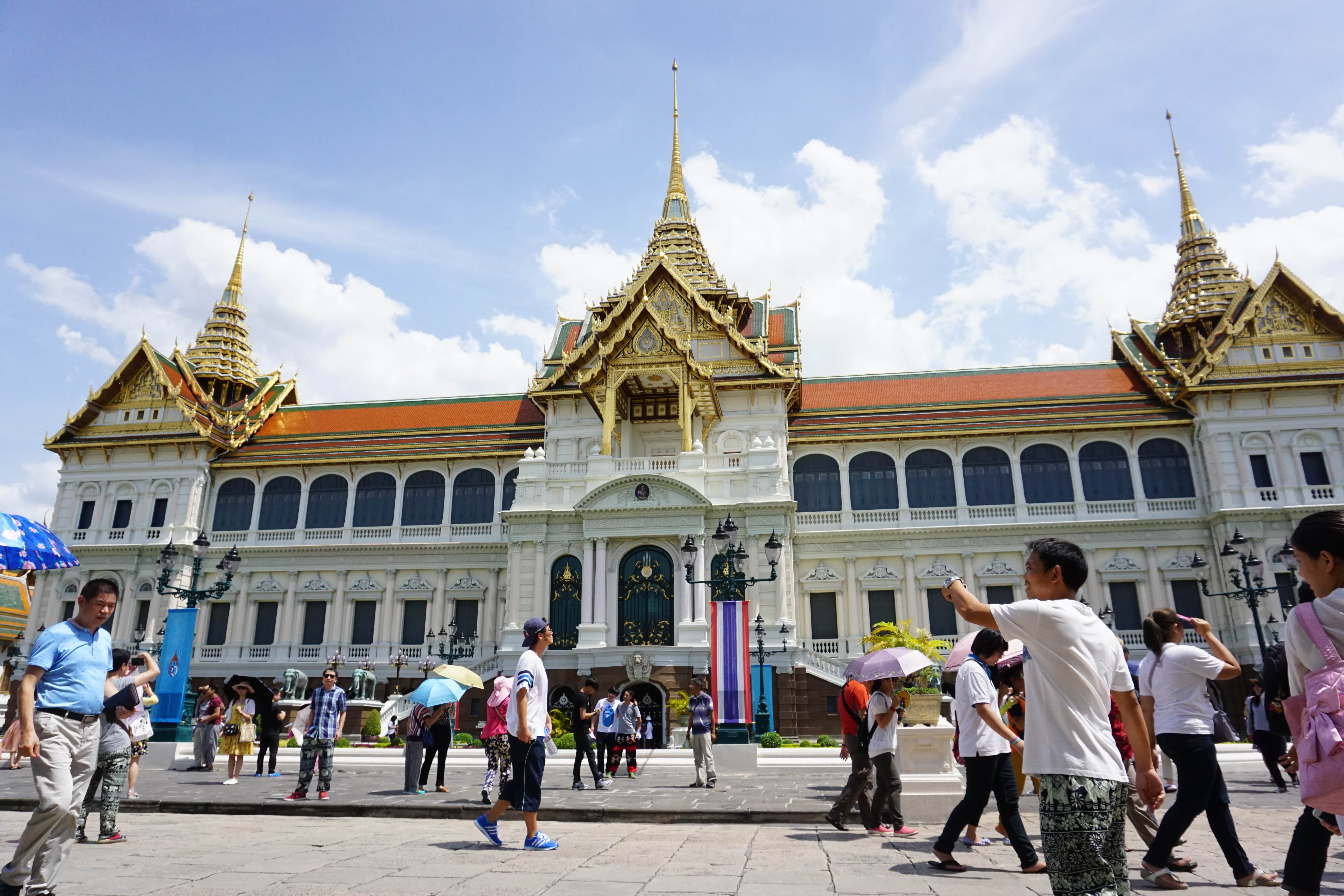 Cambodia-Thailand: A Step to the World