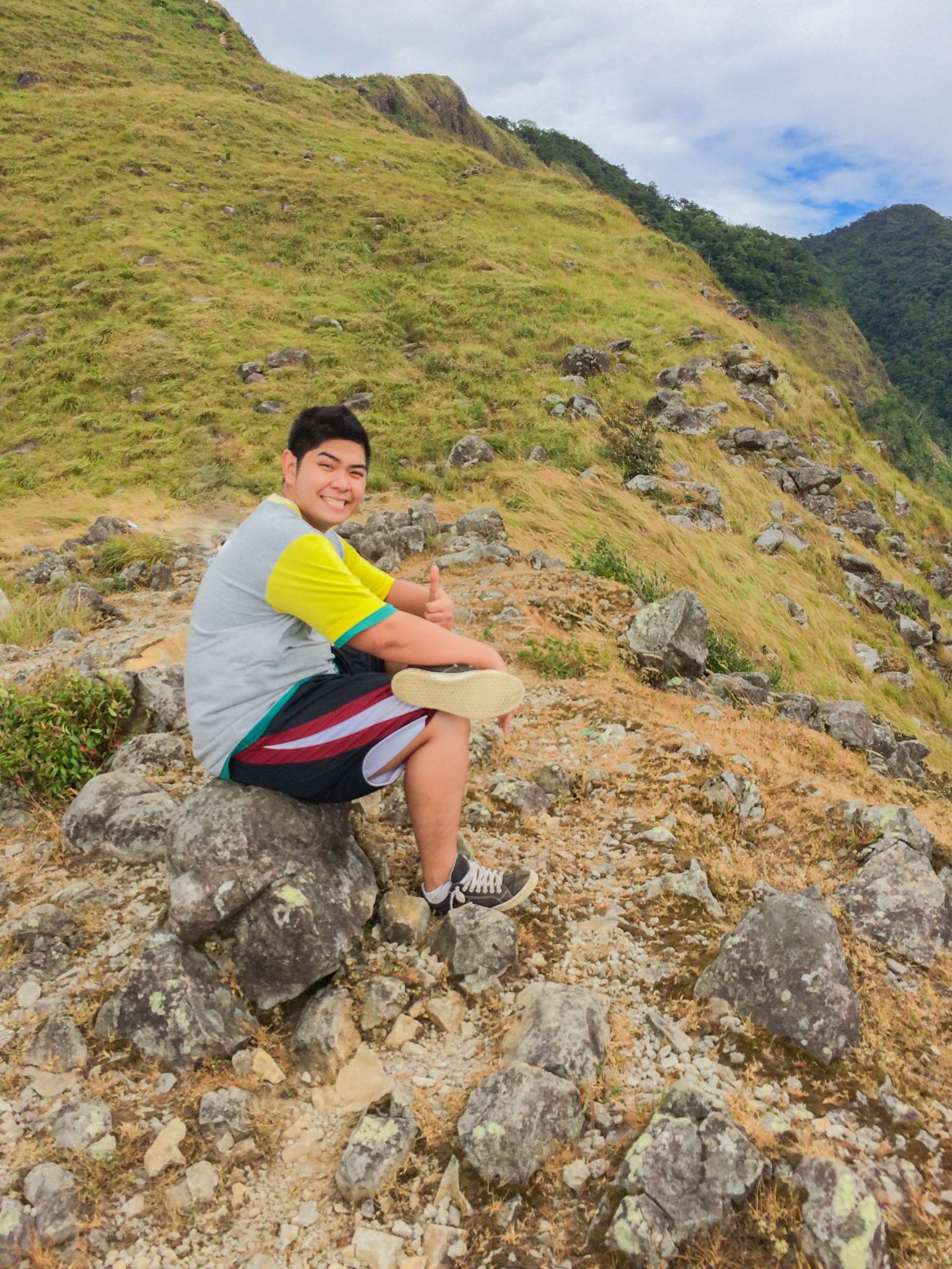 Tarak Ridge - Mariveles, Bataan (Climb Guide + Tips) - ChaseJase