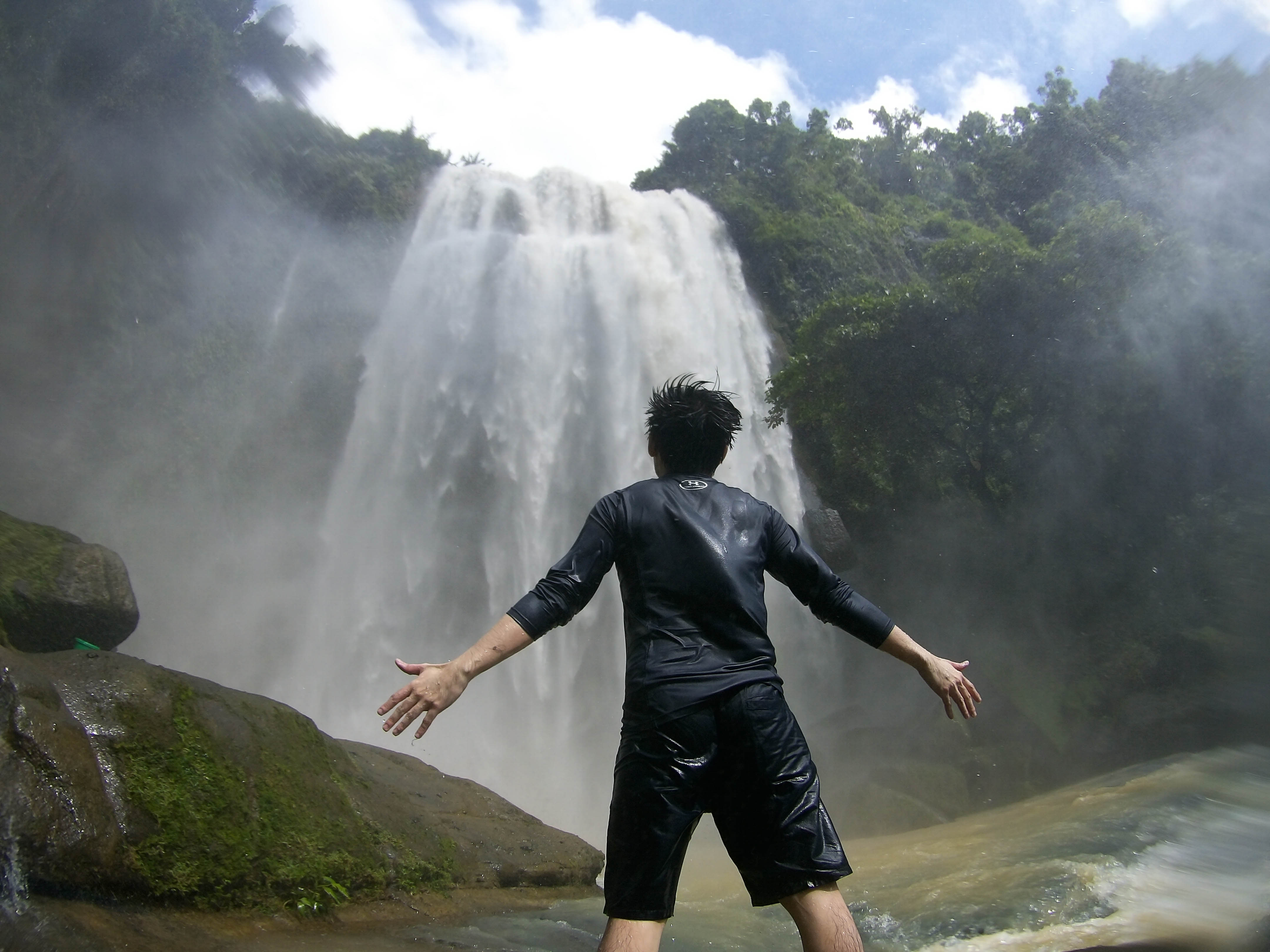 Hulugan Falls - Luisiana, Laguna (Travel Guide)