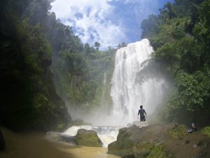 Hulugan Falls - Luisiana, Laguna