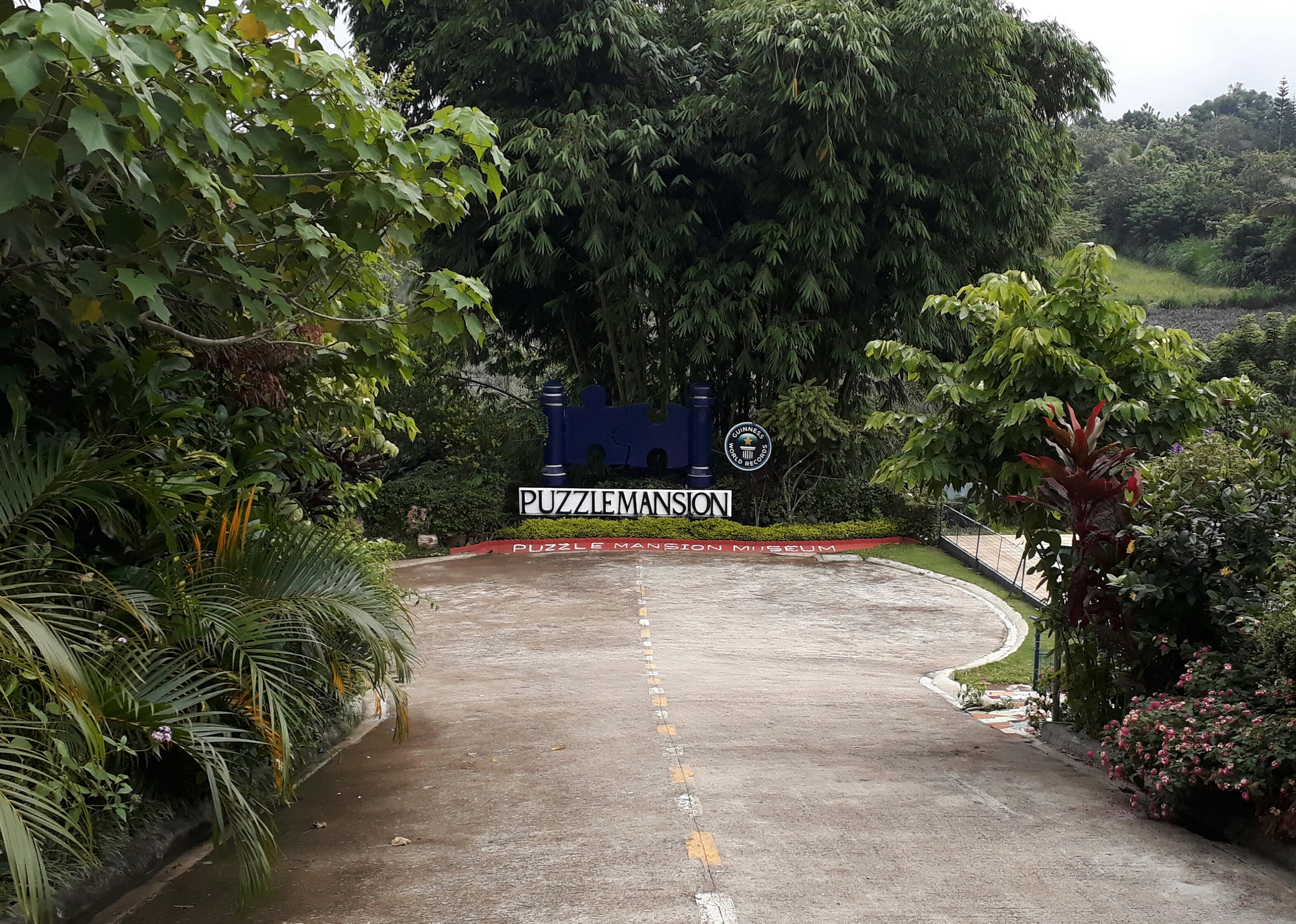 Puzzle Mansion - Tagaytay, Cavite (Guinness World Record Holder)