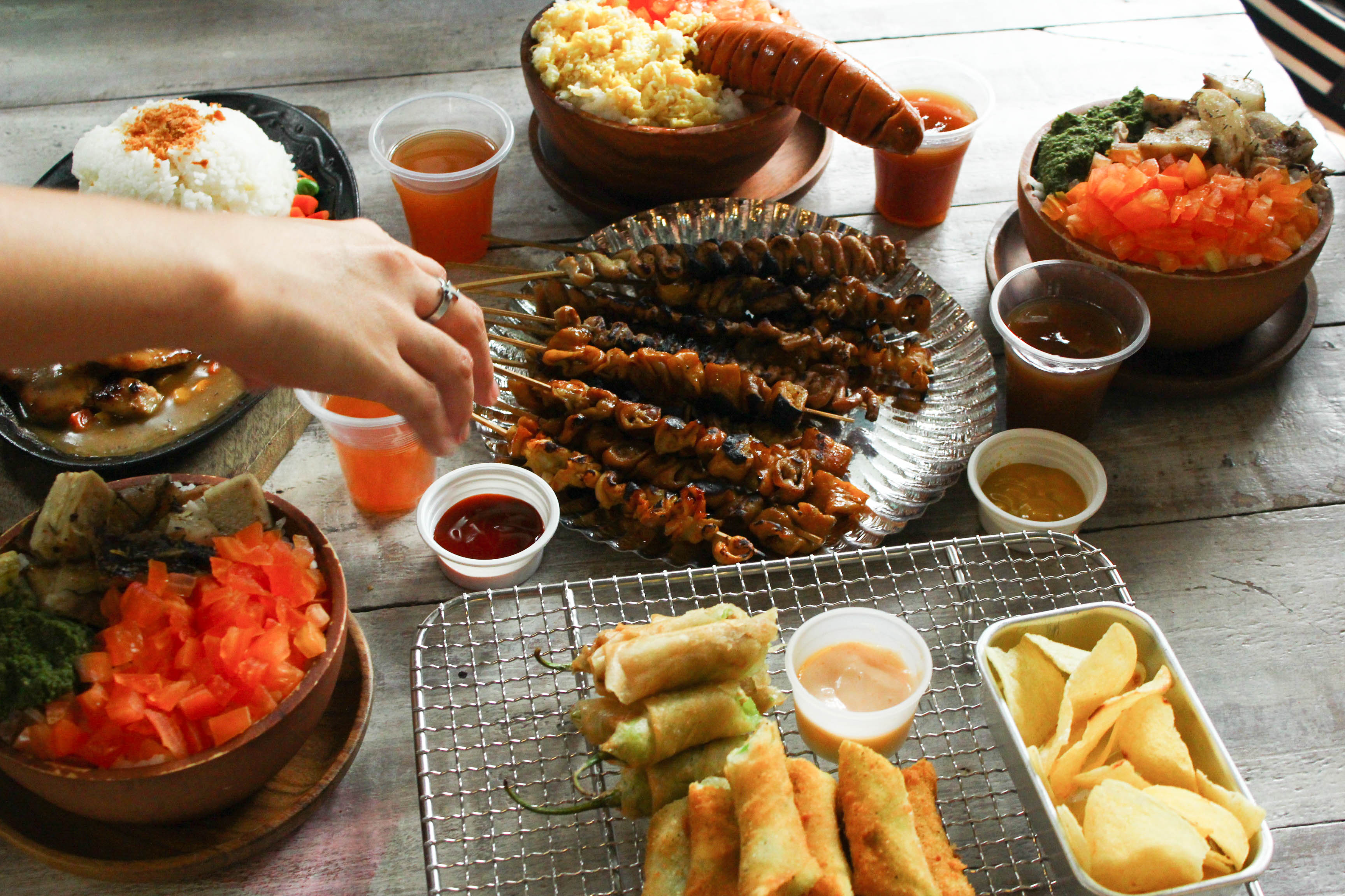 Grub Hub - Visayas Avenue (Food Park)