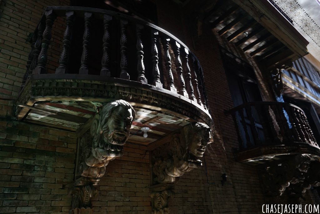 Las Casas Filipinas de Acuzar - Travel Back in Time (Travel Guide)