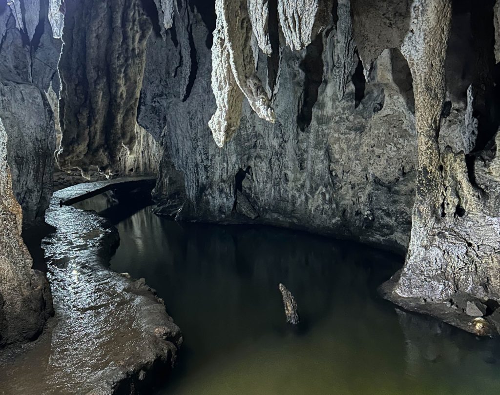 Hoyop-Hoyopan Cave - Camalig, Albay (Travel Guide)
