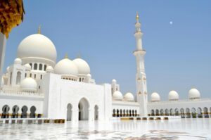 United Arab Emirates Travel Guide and Itinerary. Photo by Juan Camilo Guarin P.
