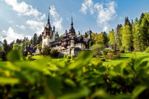 Romania Travel Guides and Itineraries. Photo by Majkl Velner.